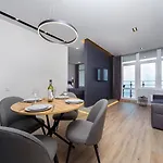 Level 24 - Sea & Sky View Odessa