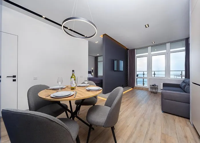 Level 24 - Sea & Sky View Odessa