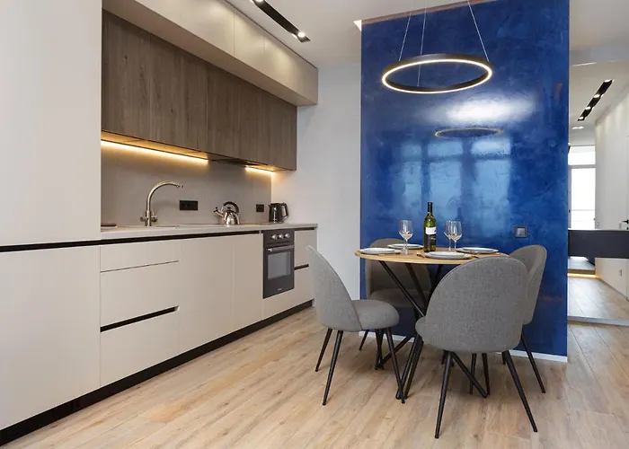 Level 24 - Sea & Sky View *