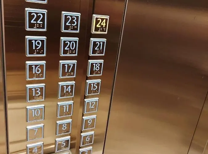 Level 24 - Sea & Sky View *