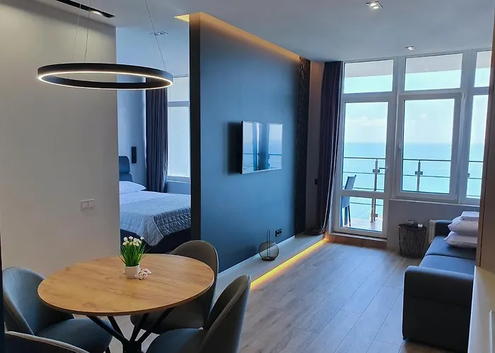 Level 24 - Sea & Sky View