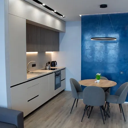 Level 24 - Sea & Sky View